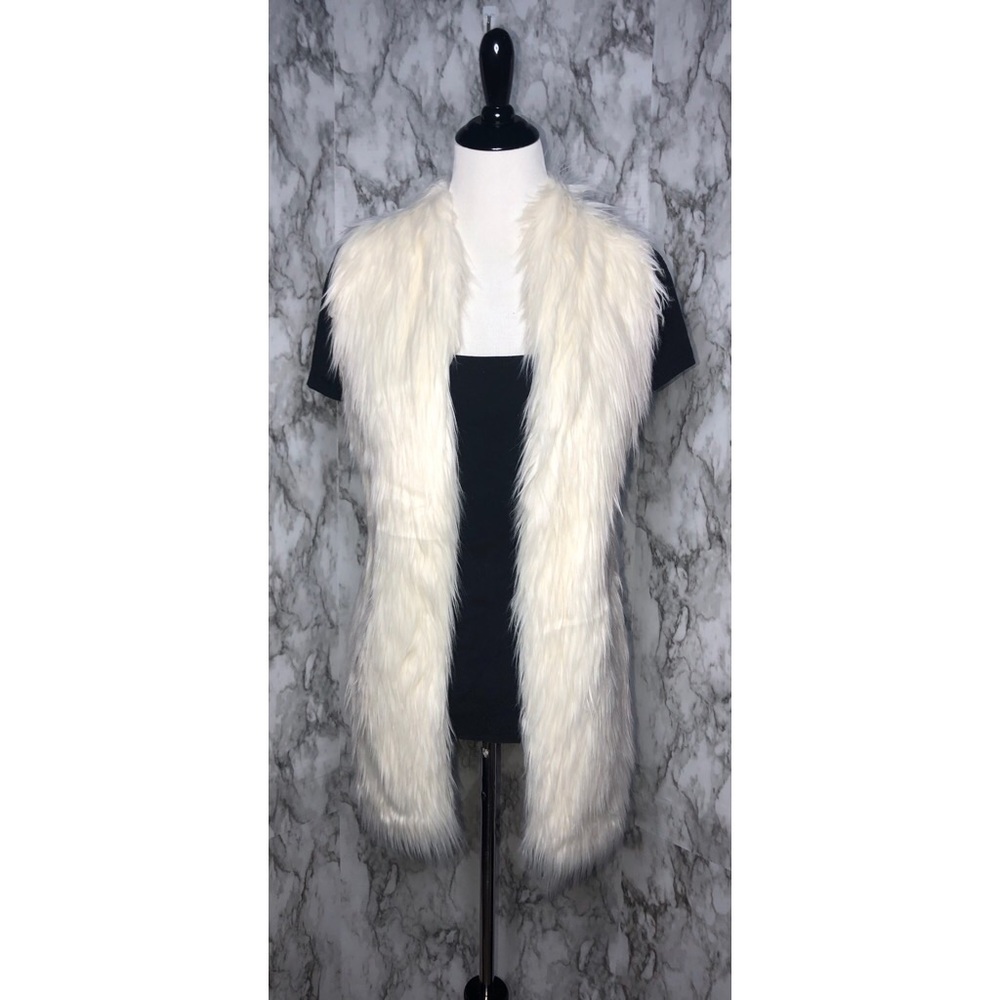 NWT Plus Size Faux Fur Vest